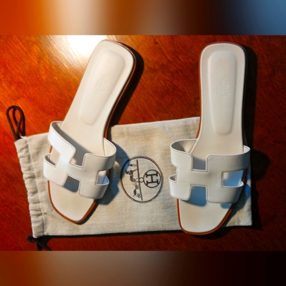 Hermes Oran Sandles - Picture 1 of 3